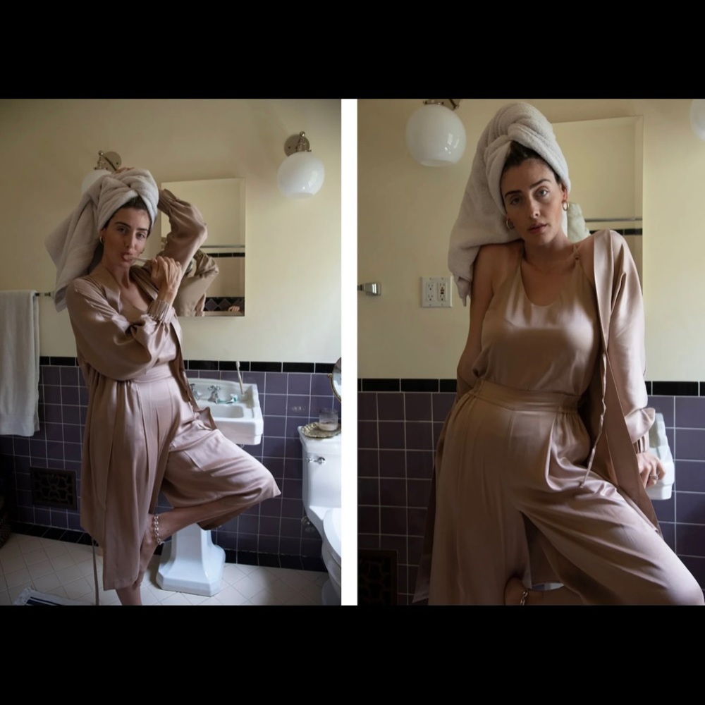 LUNYA new BLACK t-strap silk top from set.